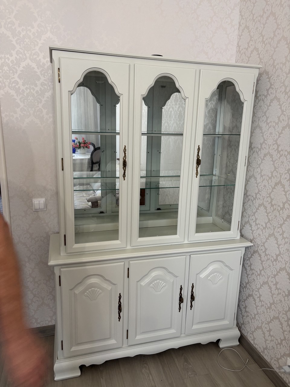 Покраска обвязки кухонной вытяжки